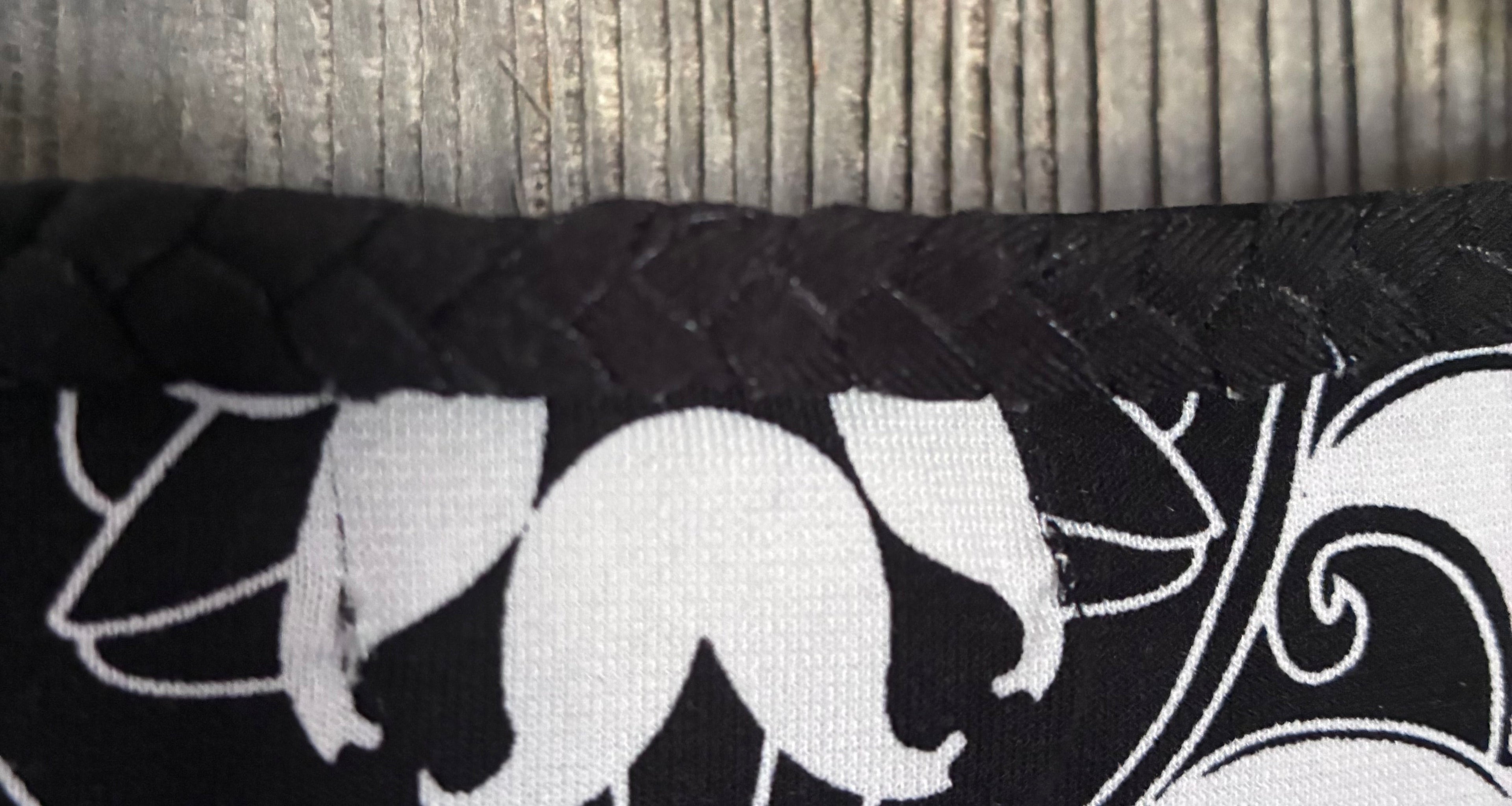 Yvos Black & White Baroque Print Top | Size M