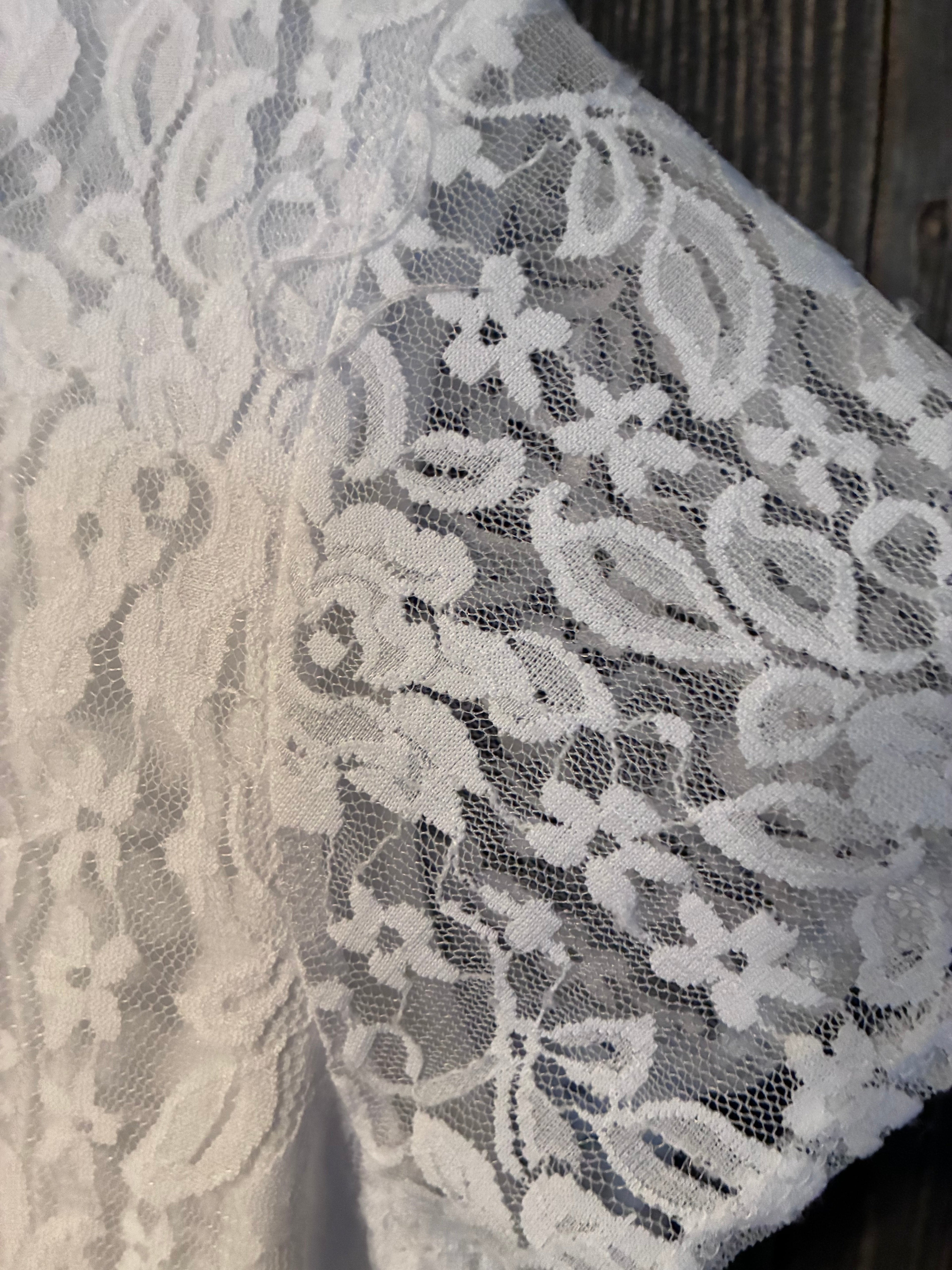 Notations White Lace Peplum Top | Size XL