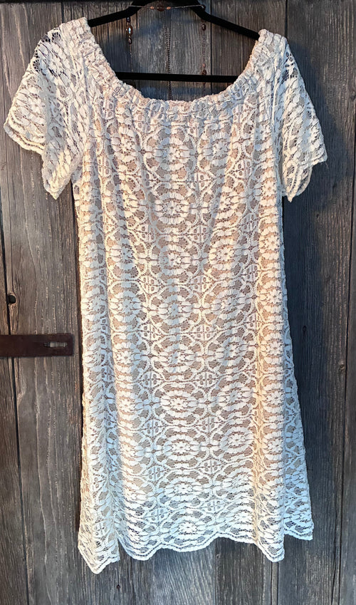 AUW Cream Lace Scallop Hem Shift Dress | Size 12 | Boho Bridal Cottage