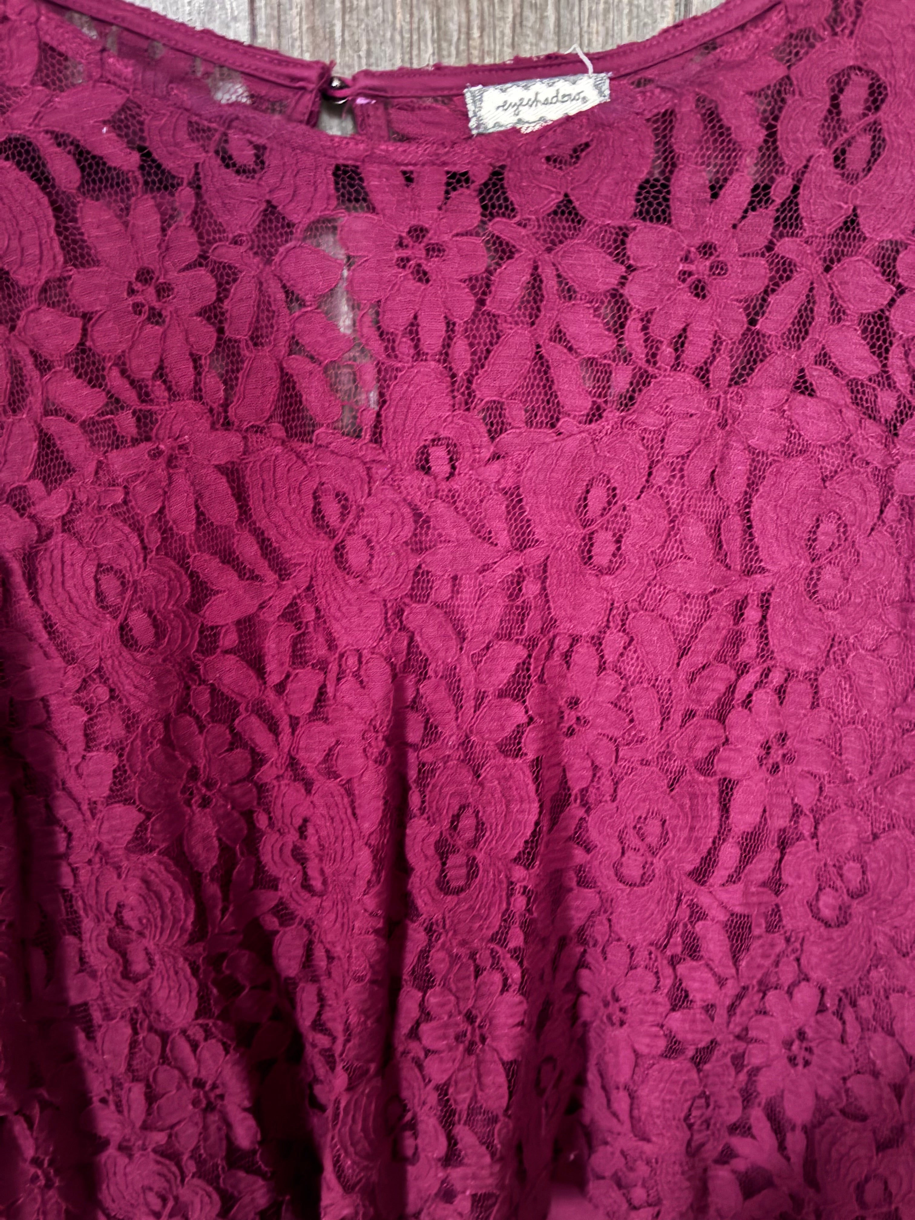 Eyeshadow Floral Lace Bell Sleeve Crop Top | Size L | Burgundy
