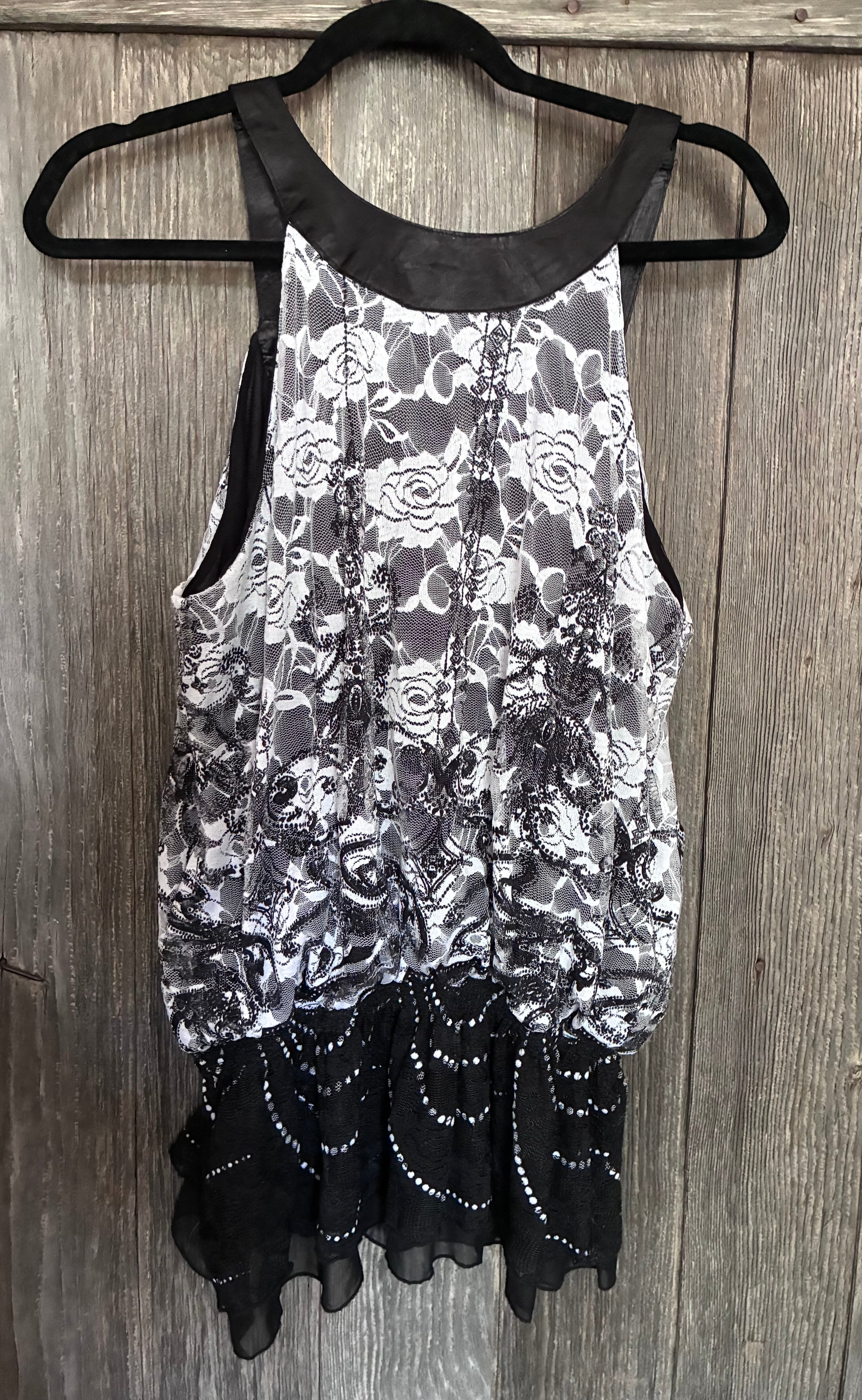 Dressbarn Sequin Lace Tank Top – Size Large