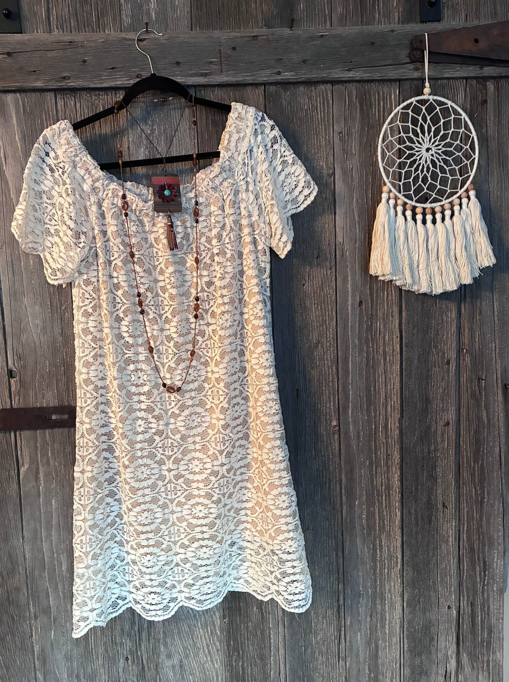 AUW Cream Lace Scallop Hem Shift Dress | Size 12 | Boho Bridal Cottage