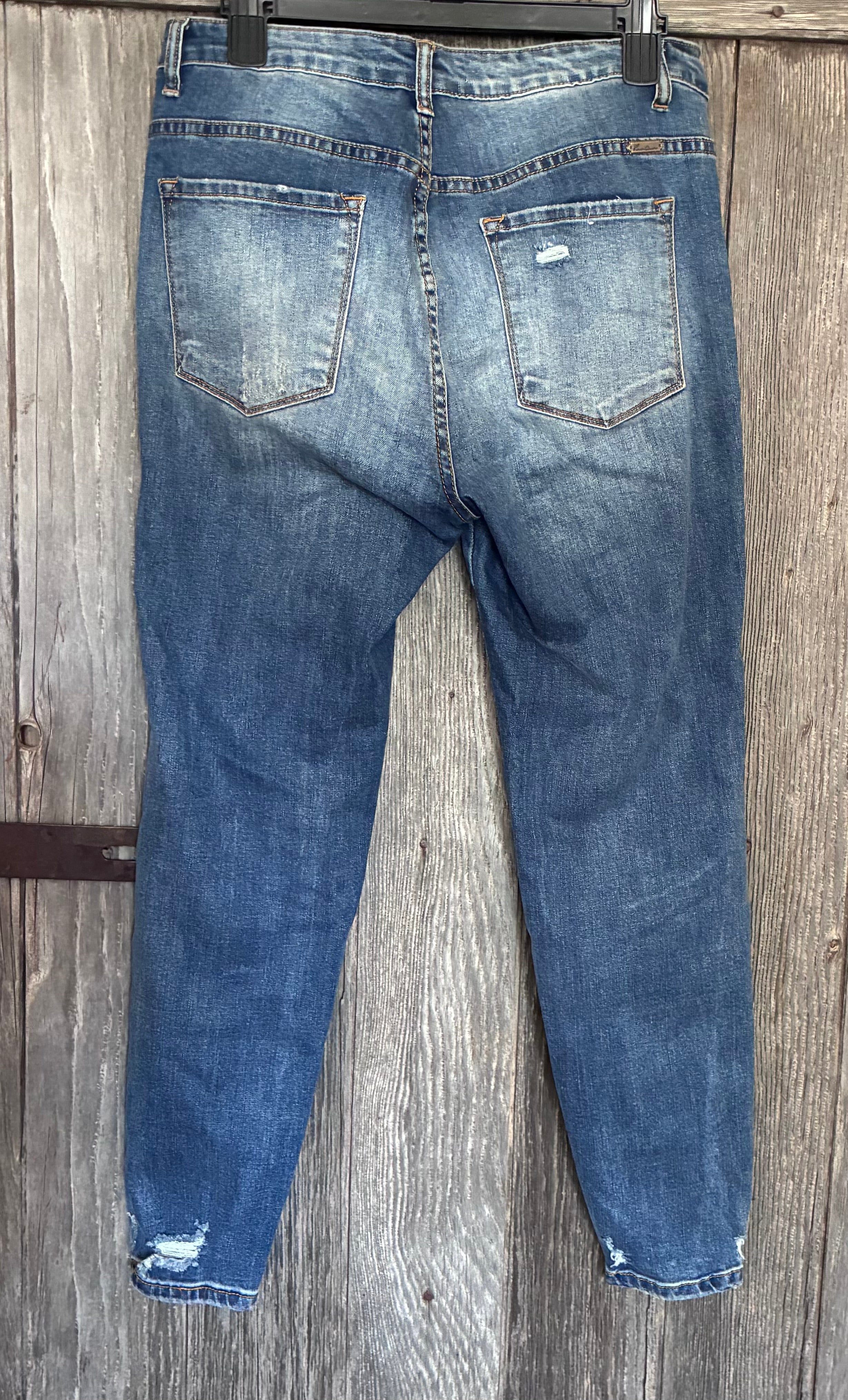 Kancan High Rise Distressed Skinny Jeans – Size 11/29