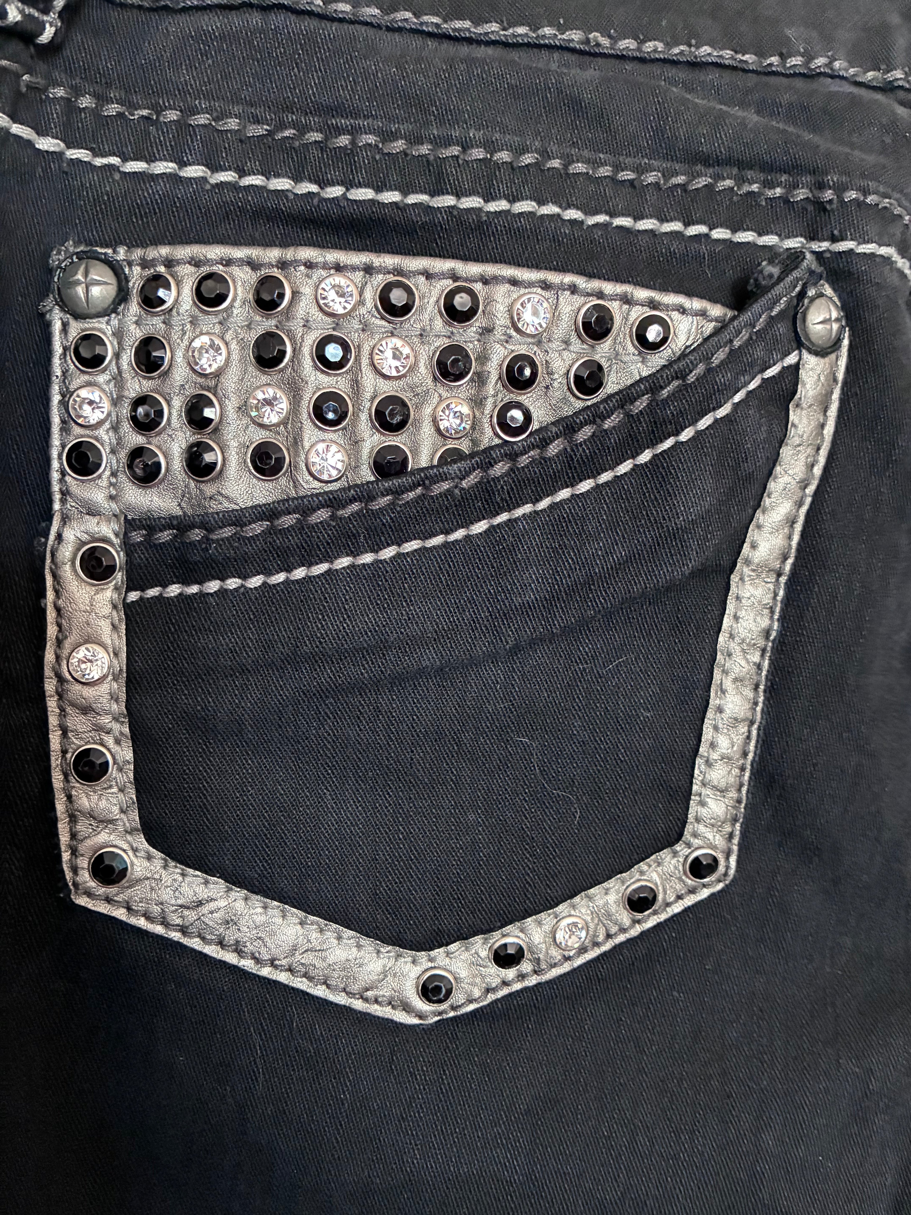 Antique Rivet Black Rhinestone Studded Jeans | Size 15/34