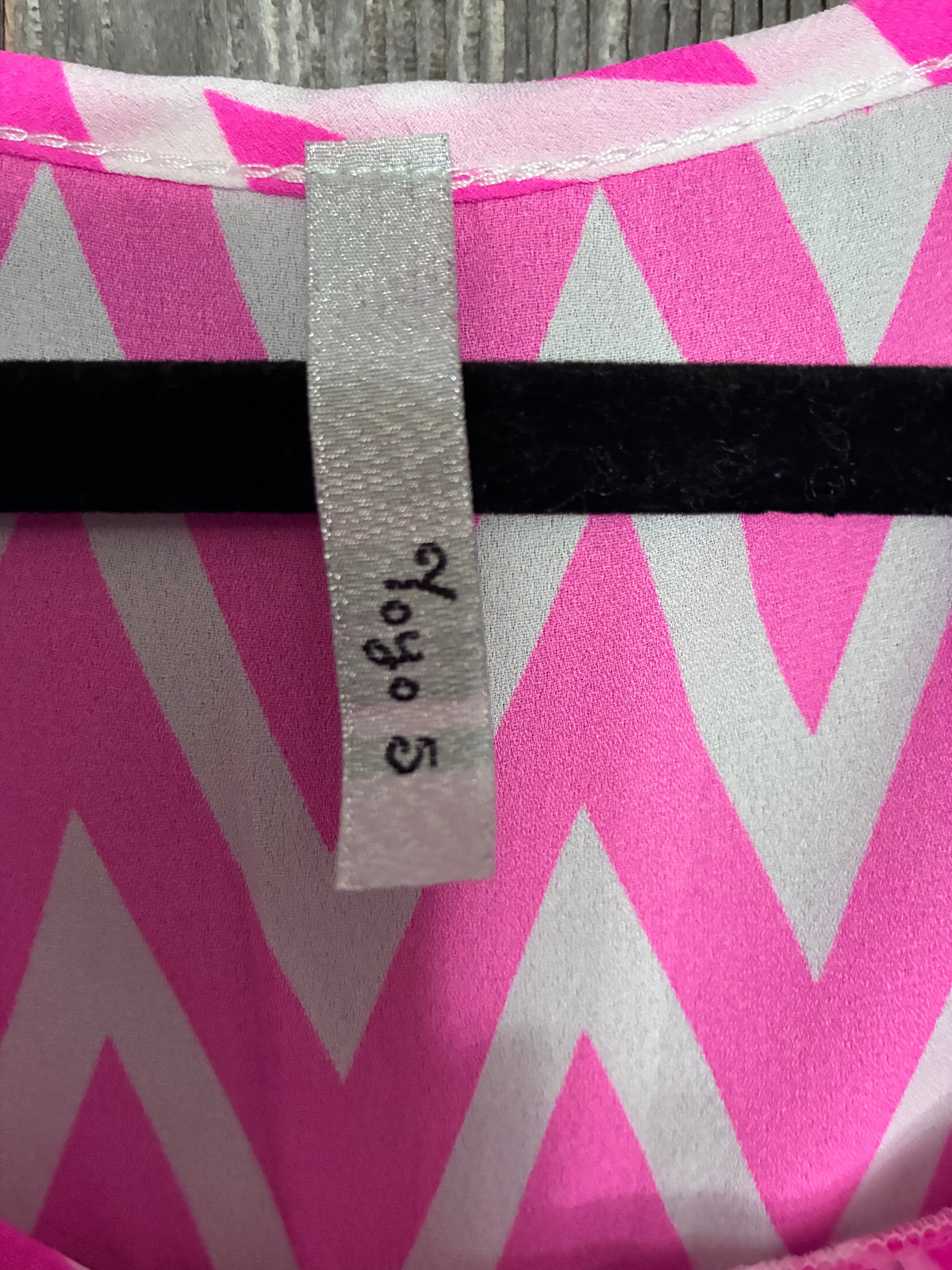 Pink Chevron 3/4 Sleeve Blouse – L